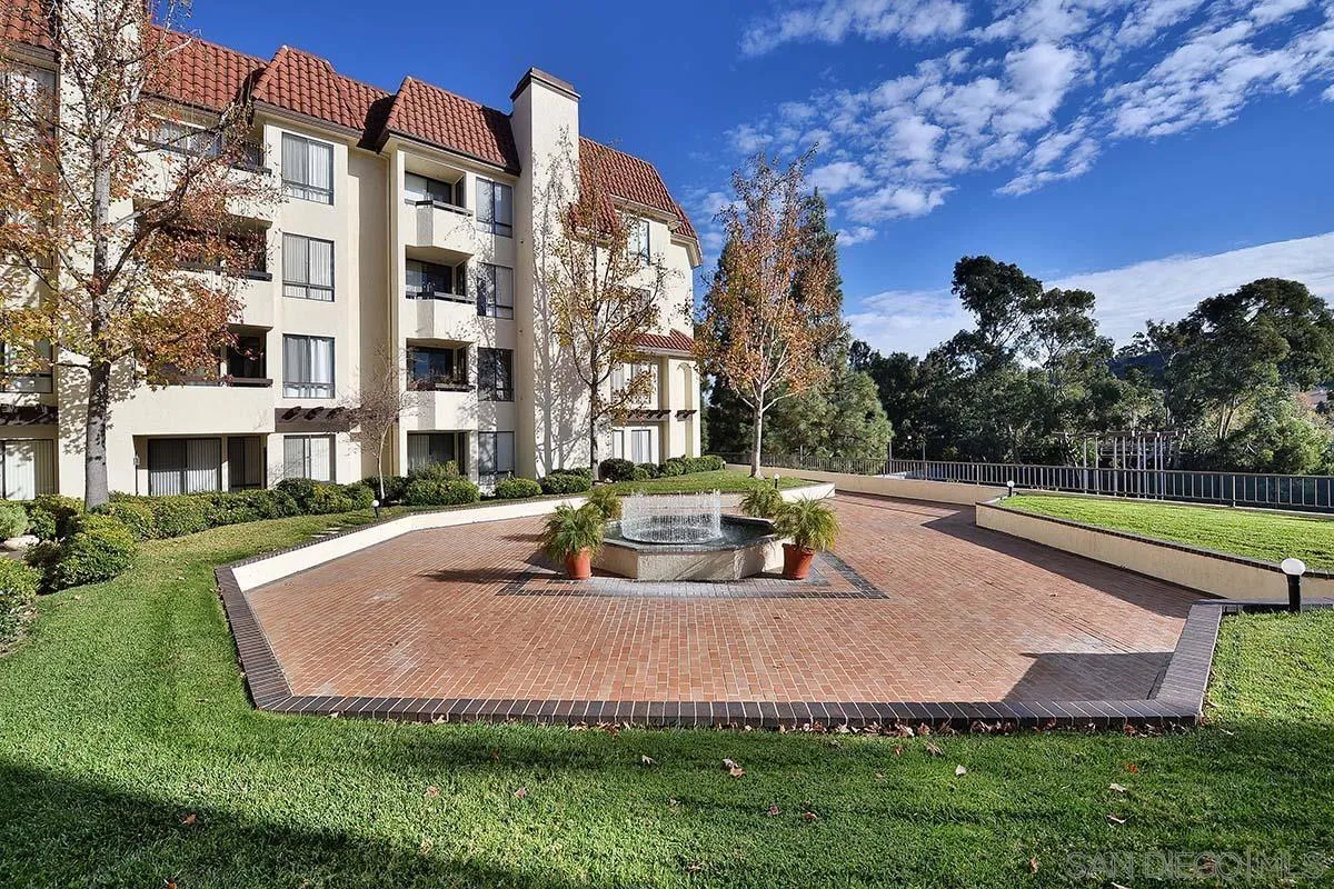 5895 Friars Rd Unit 5302