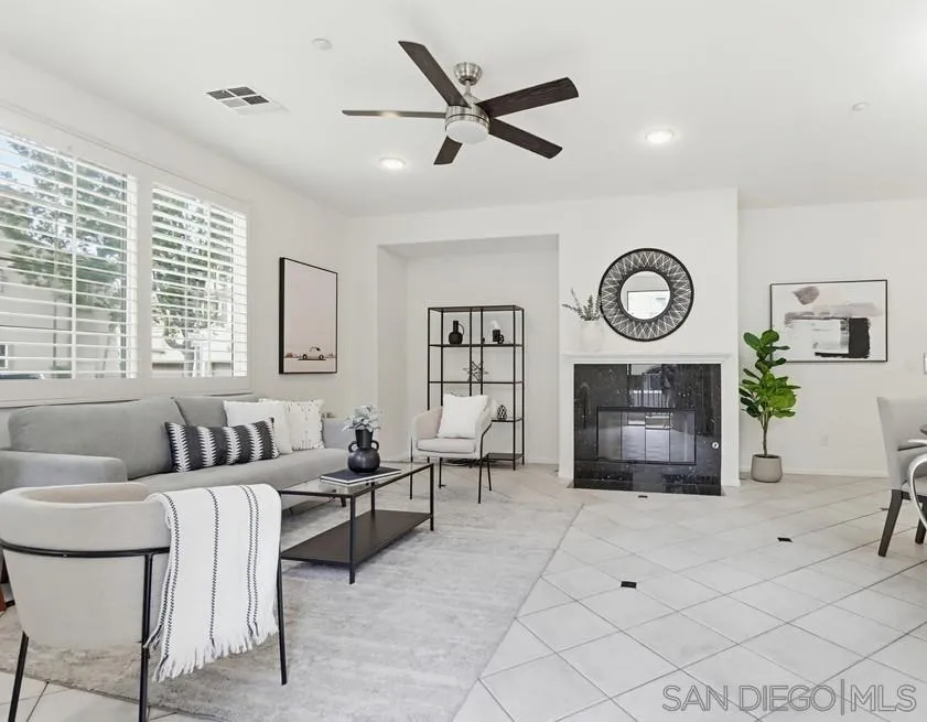 1293 Fools Gold Way Unit 3