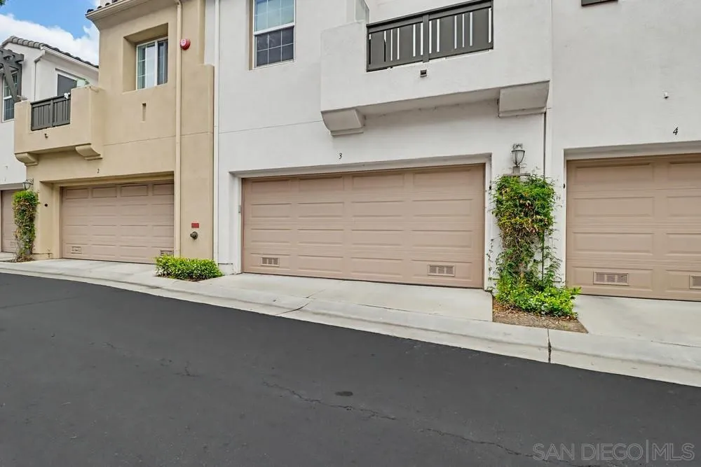 1293 Fools Gold Way Unit 3