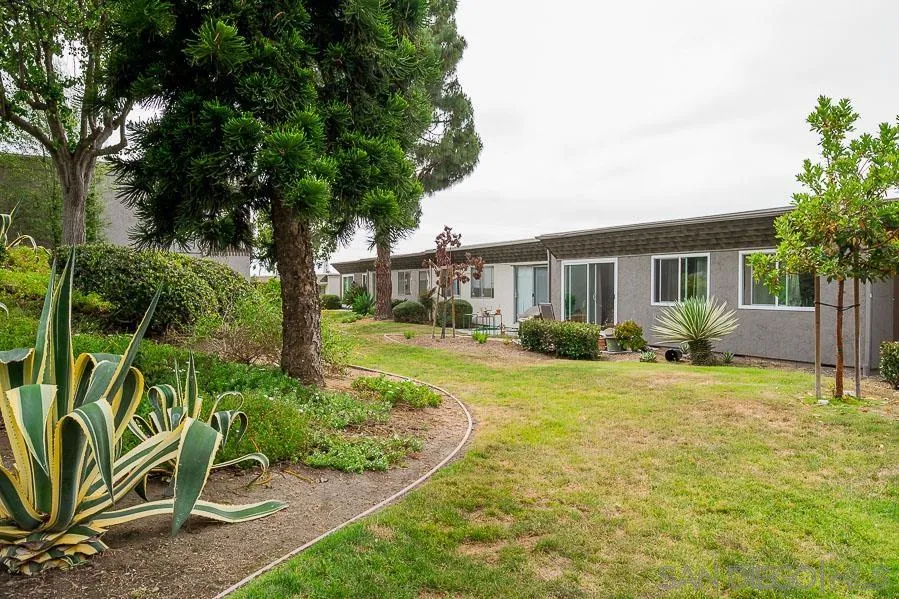 6269 Caminito Salado