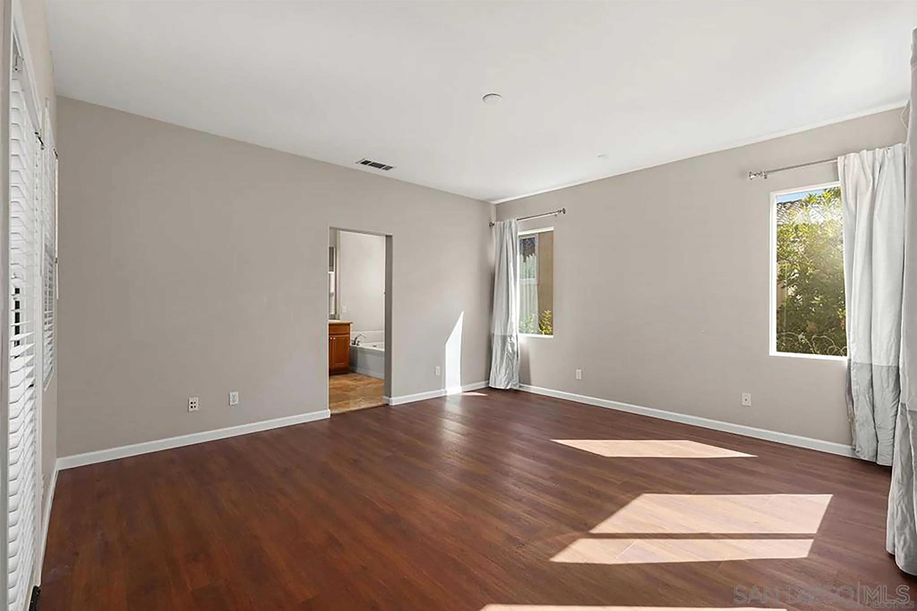 13581 Dogwood Way