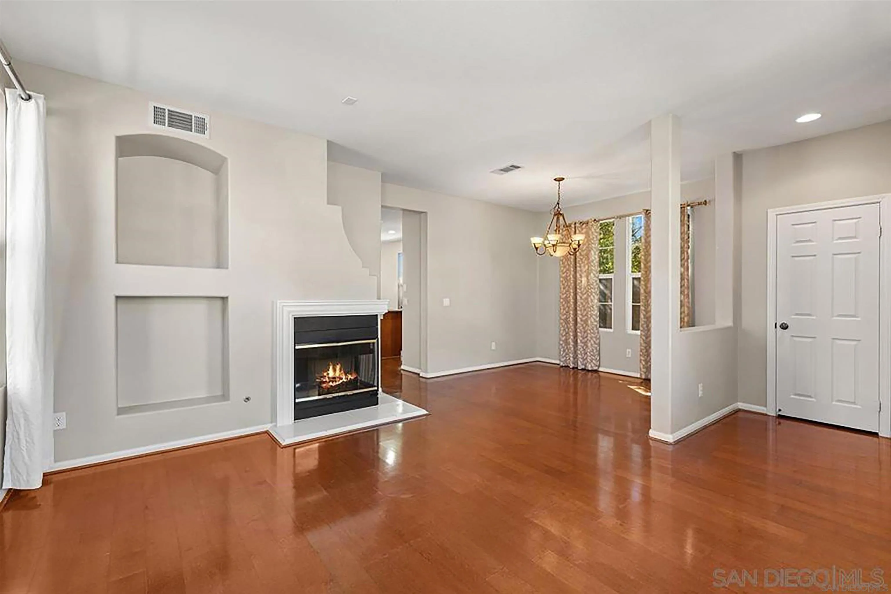 13581 Dogwood Way