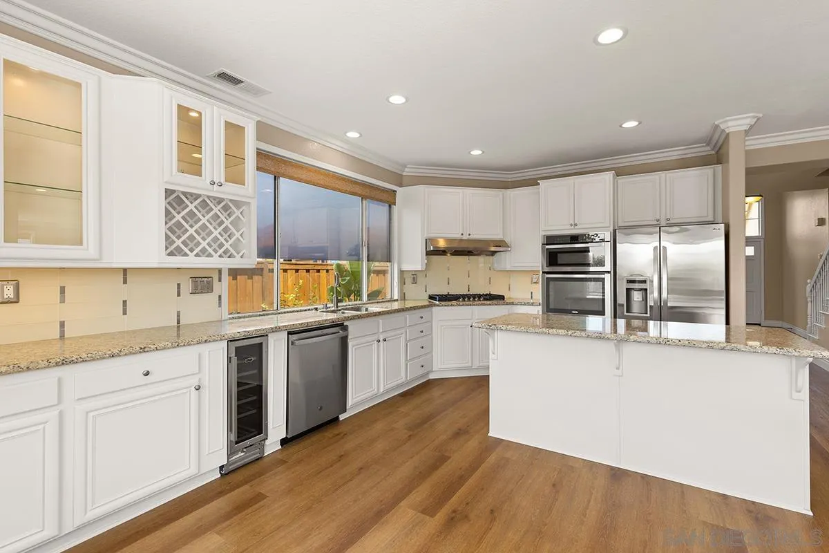 8205 Thimble Ct