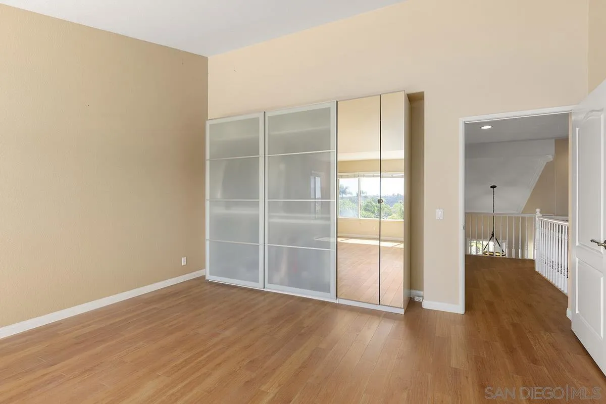 8205 Thimble Ct