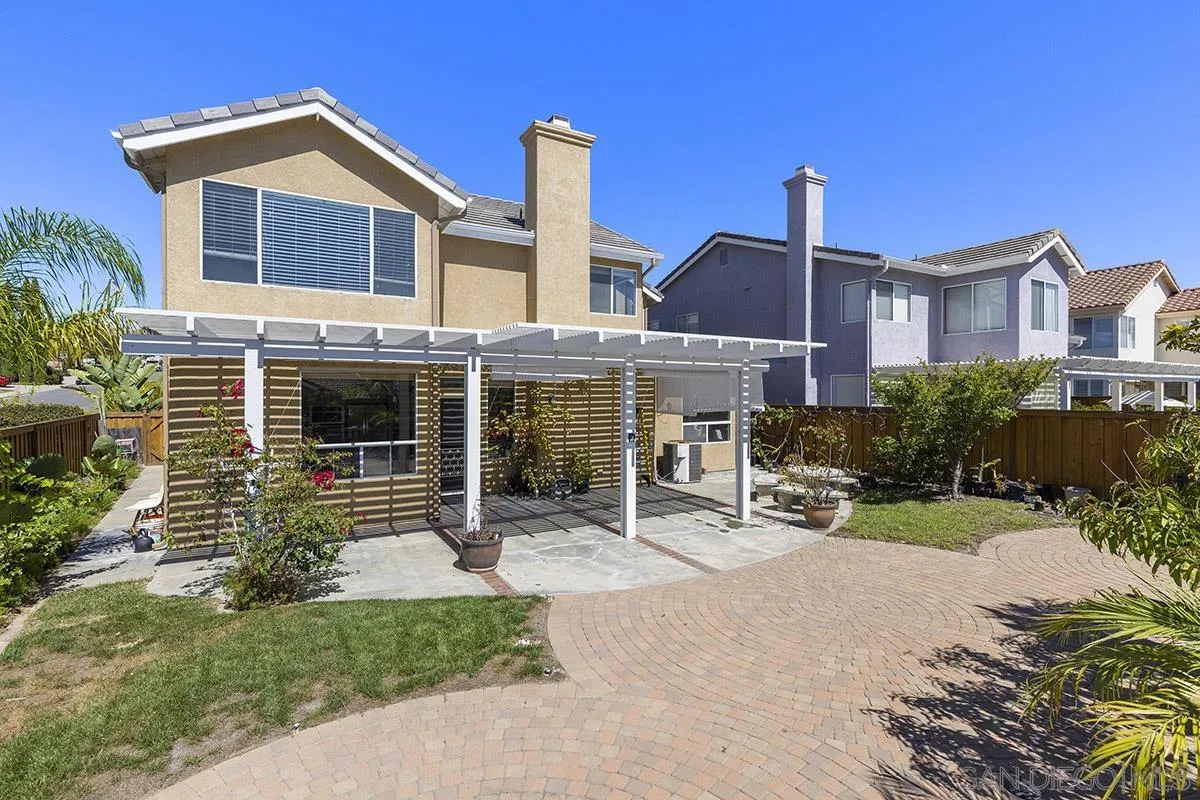 8205 Thimble Ct