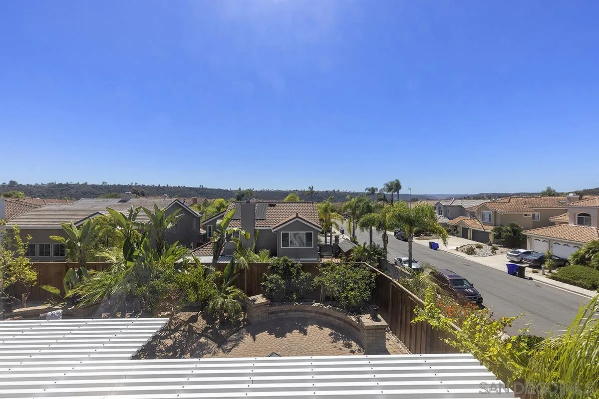 8205 Thimble Ct