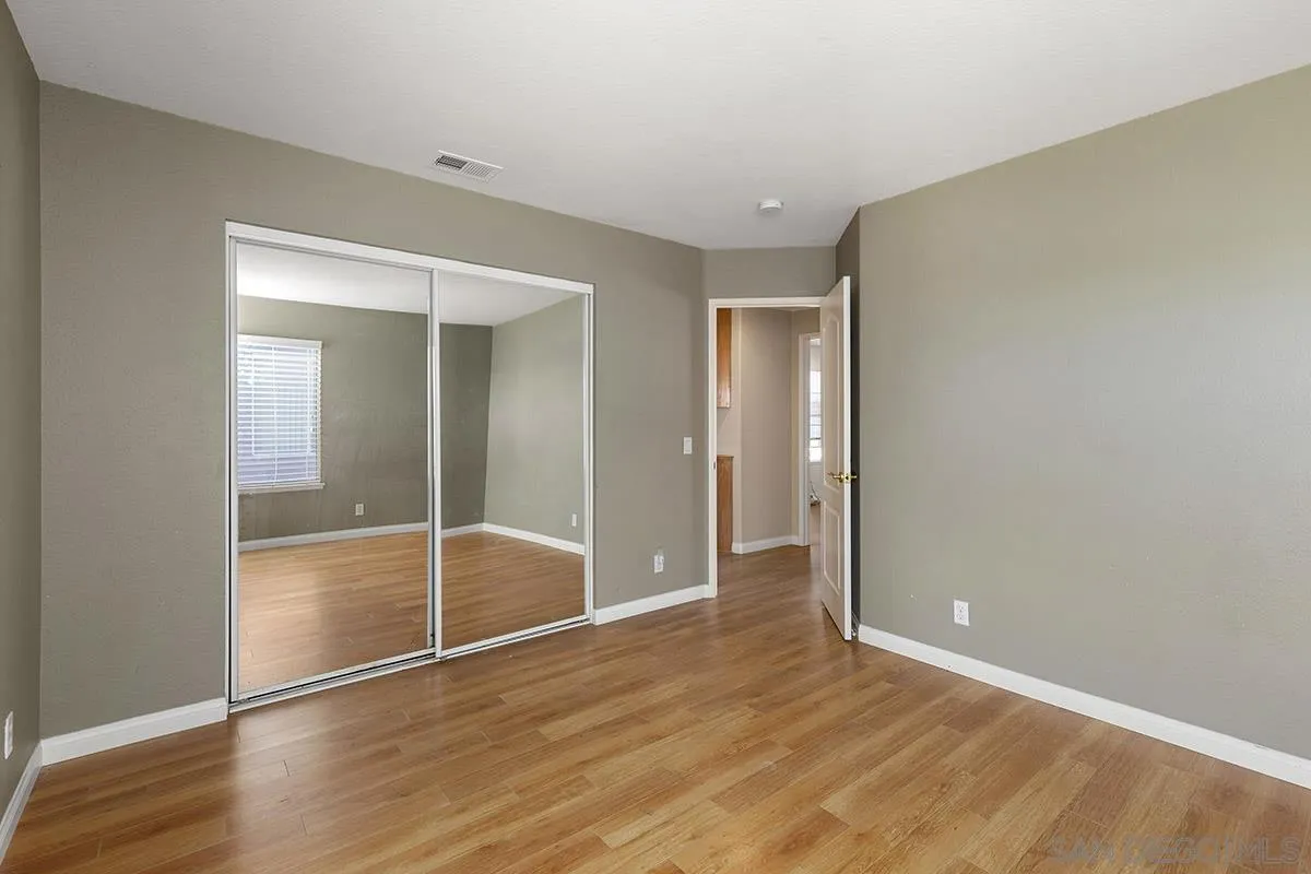 8205 Thimble Ct
