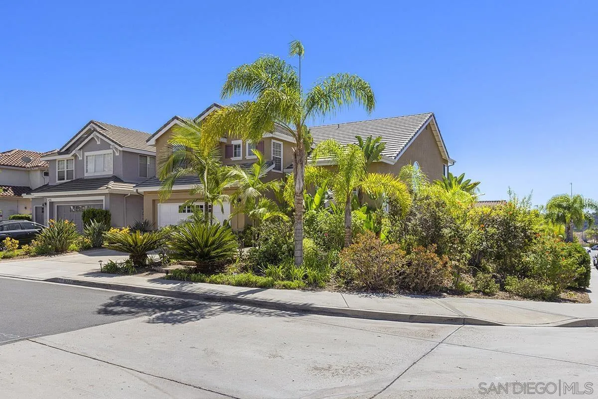 8205 Thimble Ct