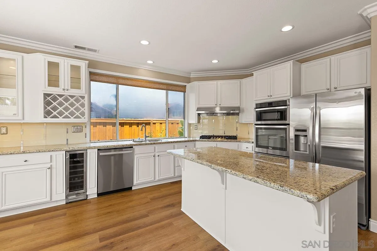 8205 Thimble Ct