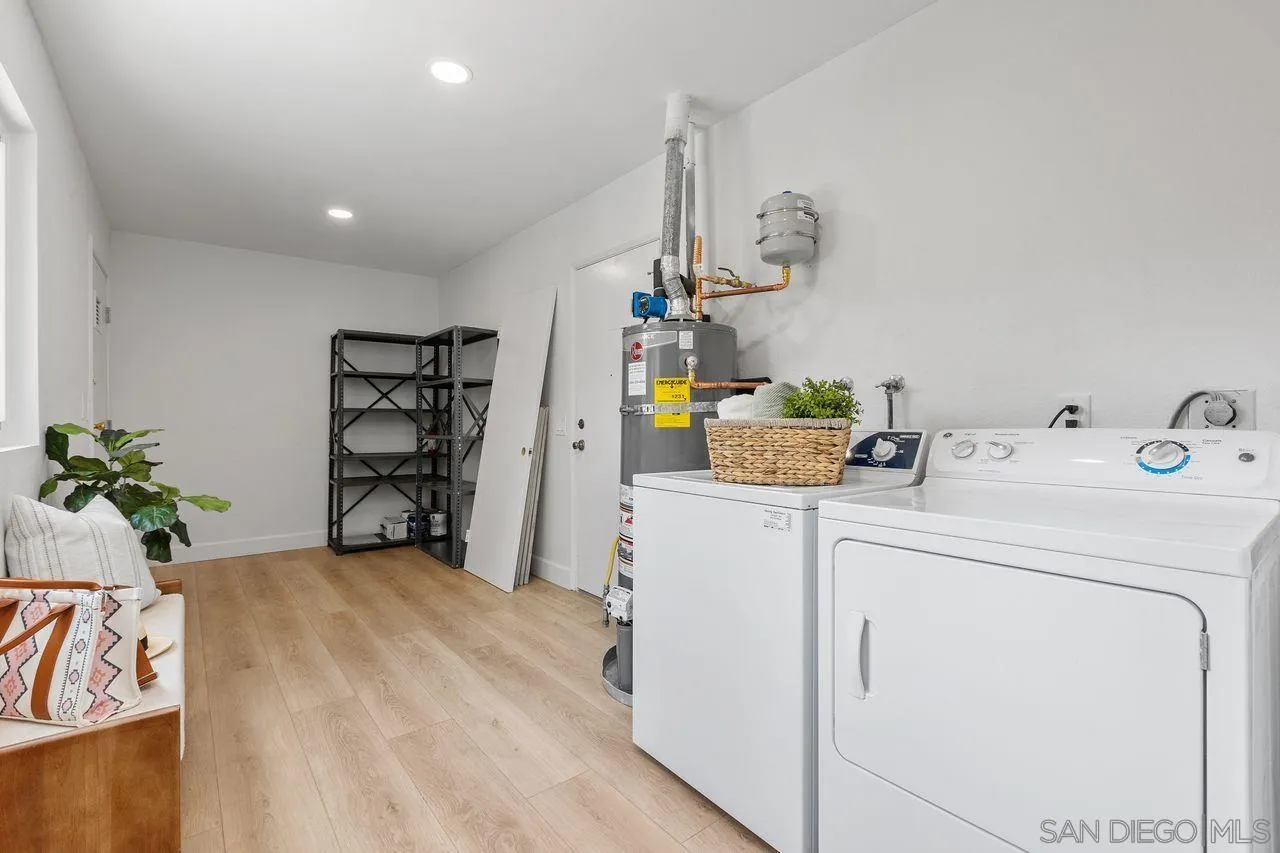 10539 Caminito Glenellen
