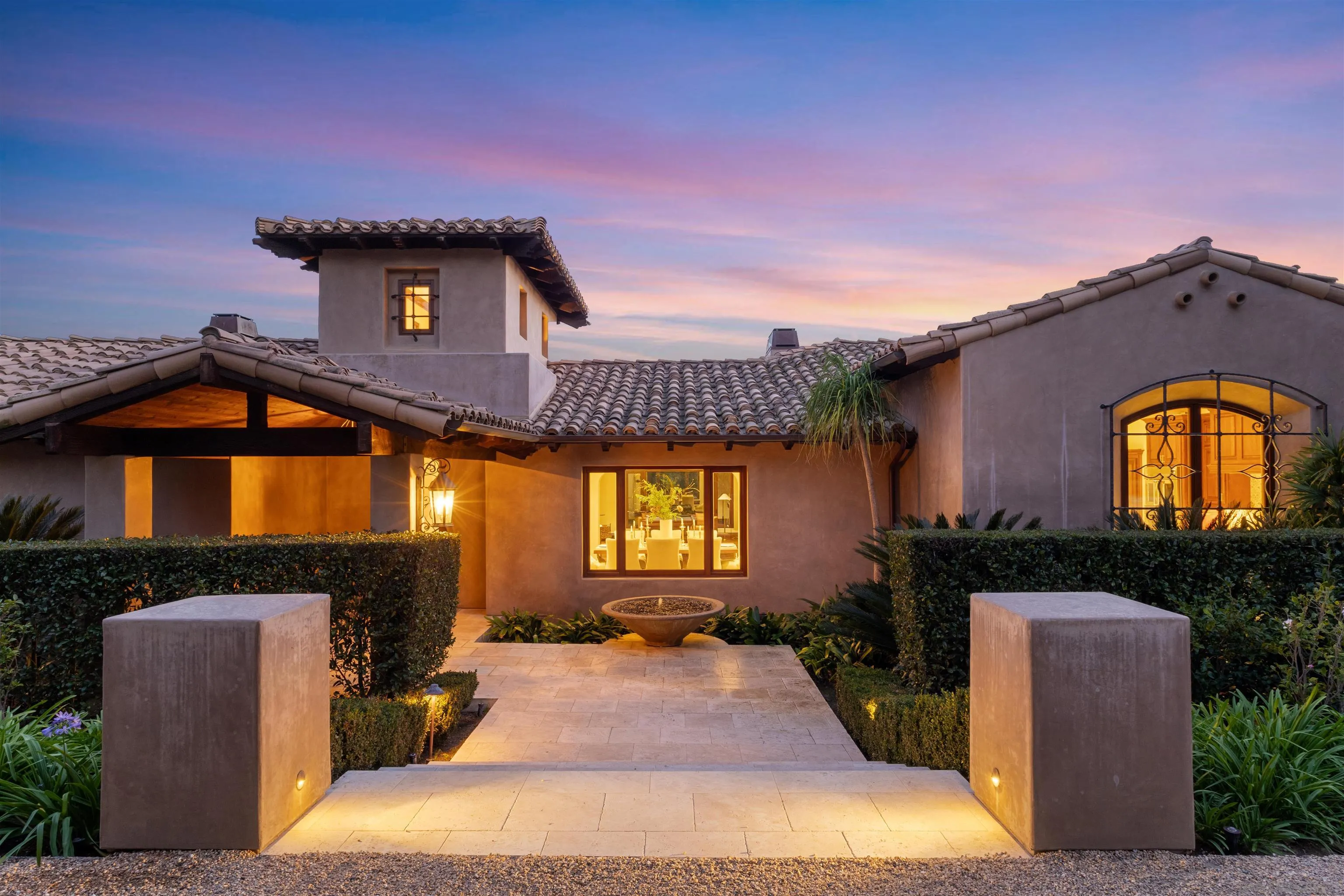 6871 Las Colinas