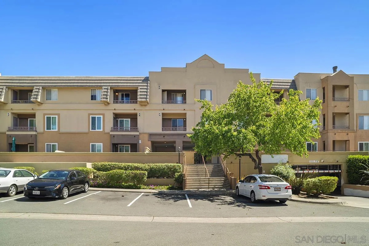 3440 Lebon Dr Unit 4110