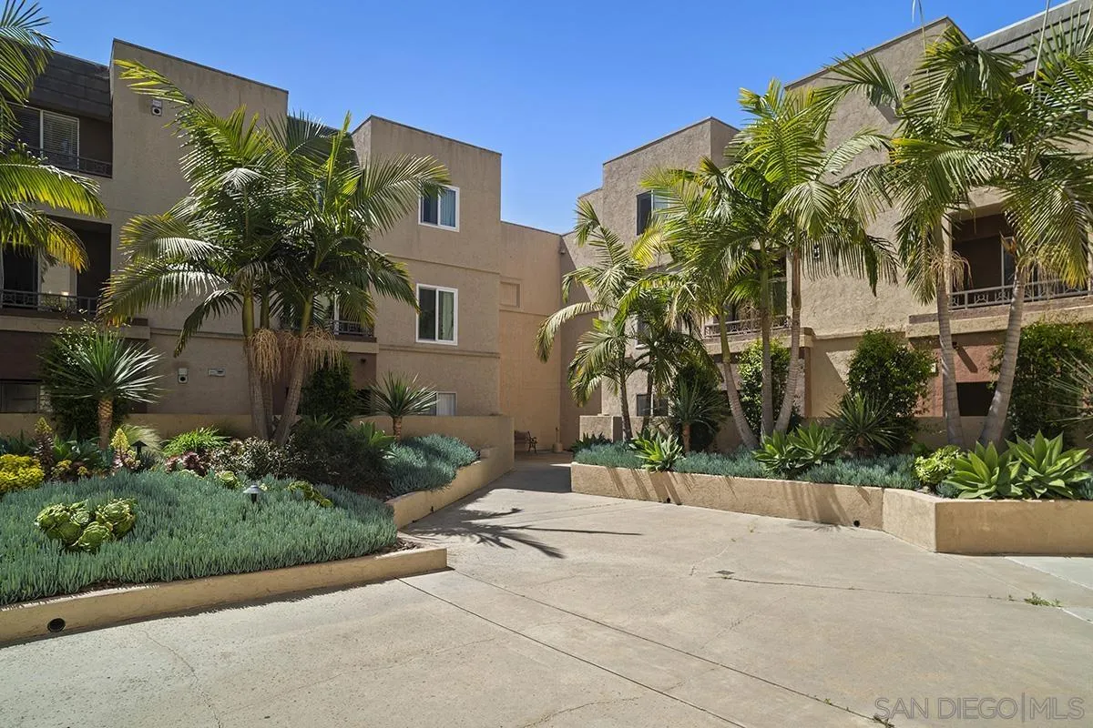 3440 Lebon Dr Unit 4110