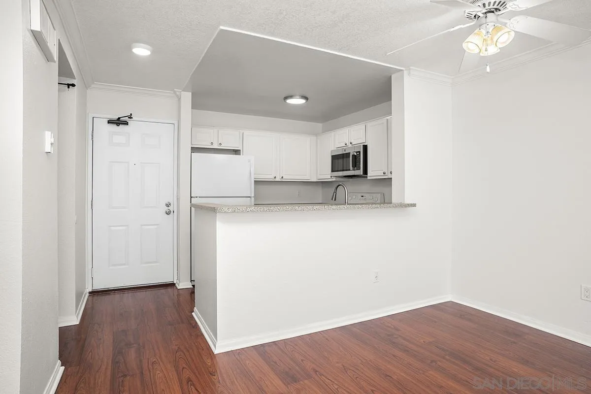 3440 Lebon Dr Unit 4110