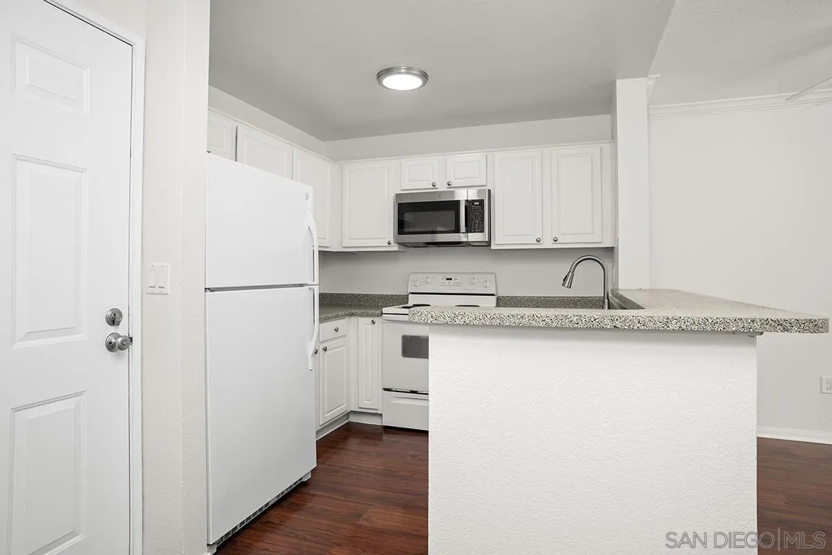 3440 Lebon Dr Unit 4110