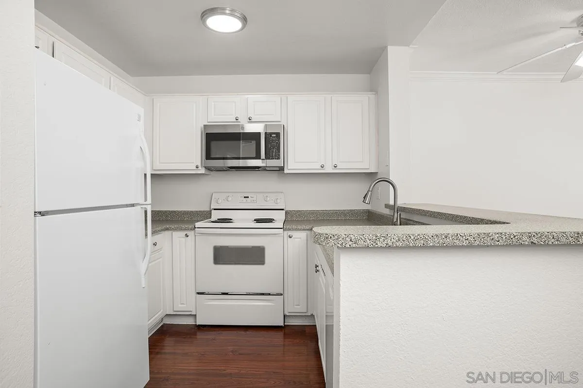 3440 Lebon Dr Unit 4110