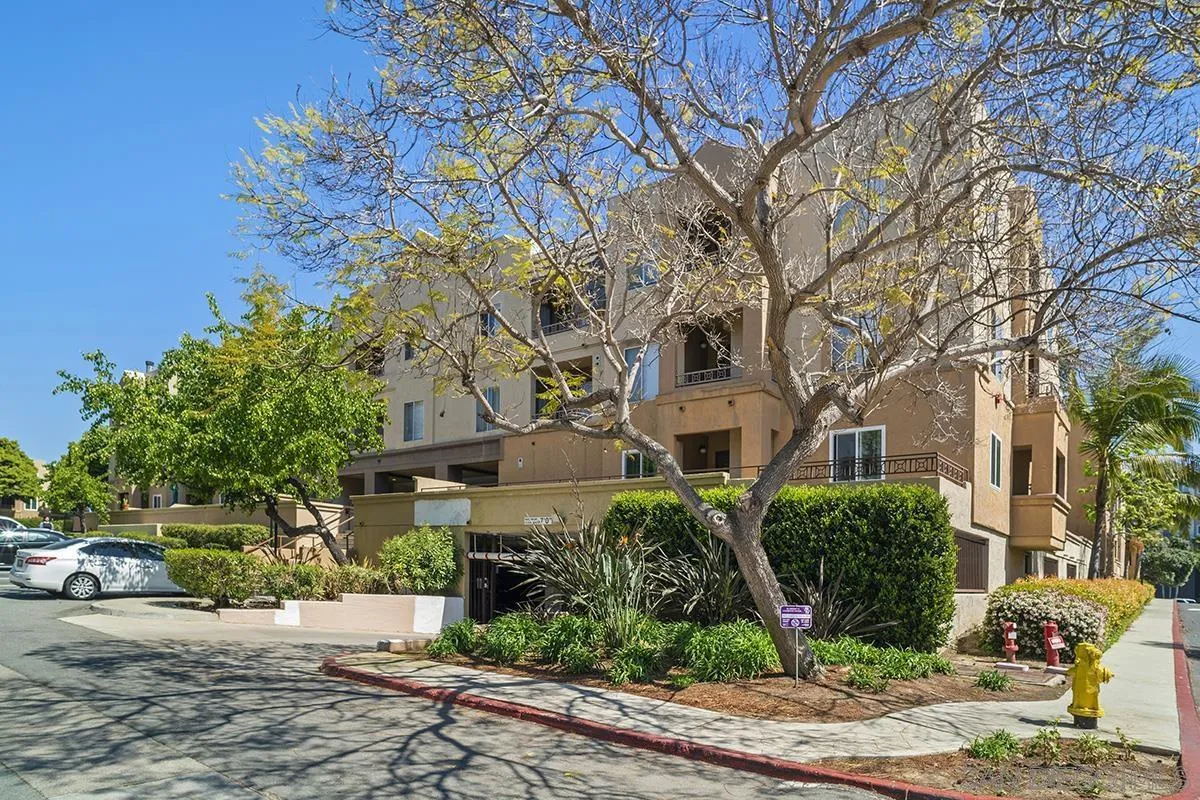 3440 Lebon Dr Unit 4110