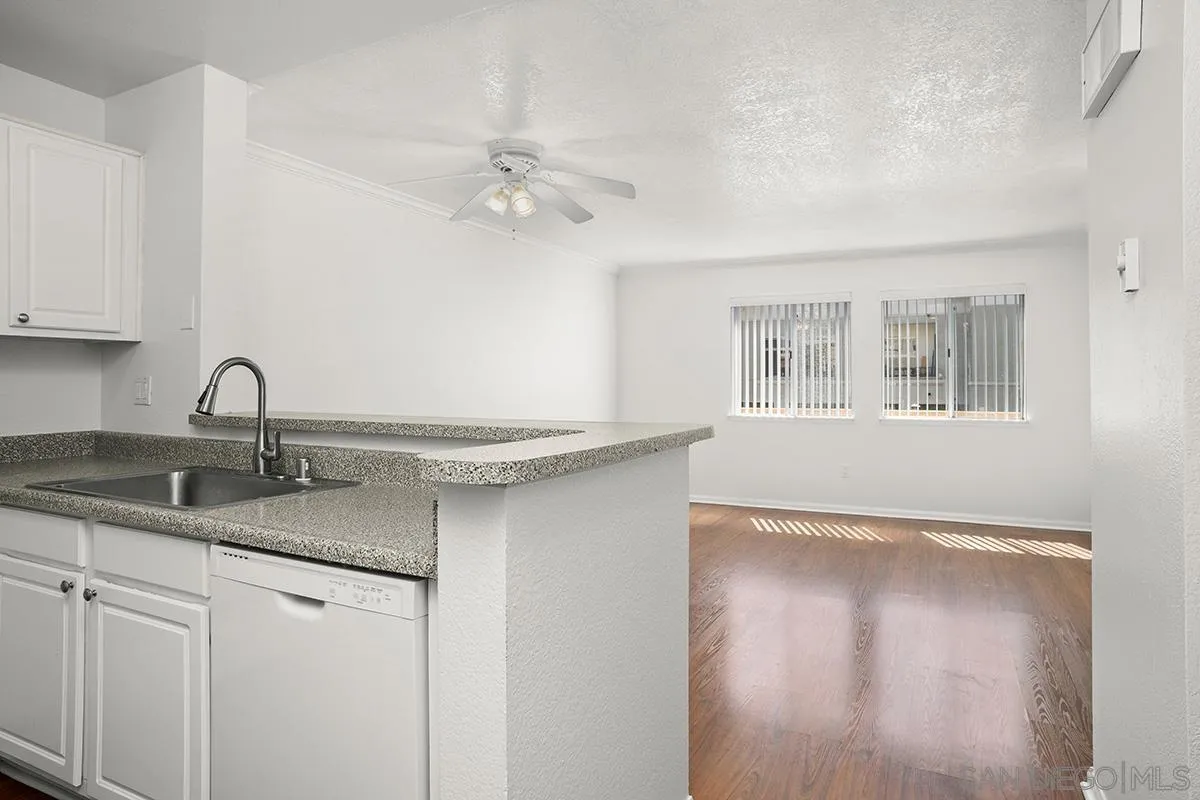 3440 Lebon Dr Unit 4110