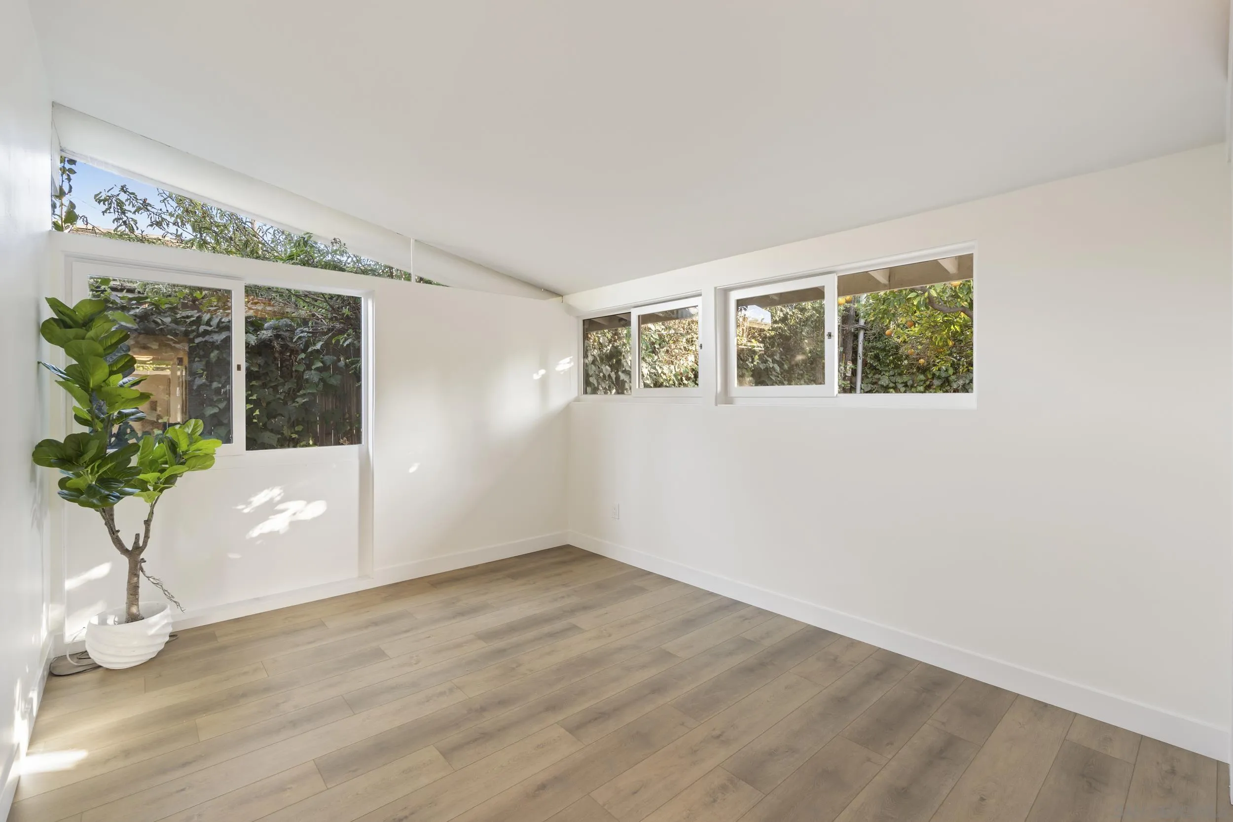 1010 Alameda