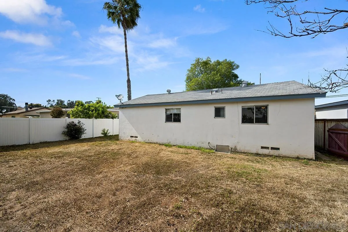 3641 Martha St