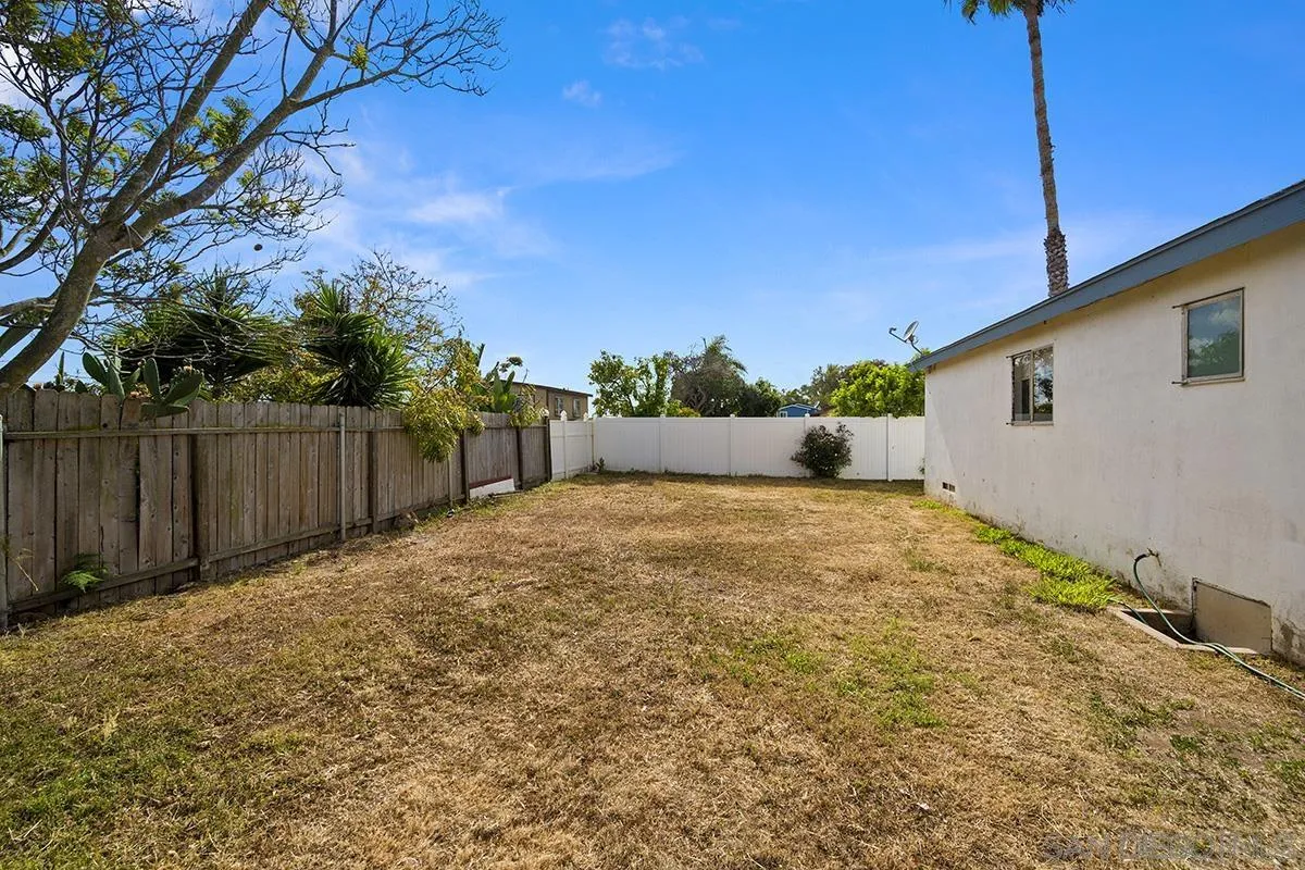 3641 Martha St