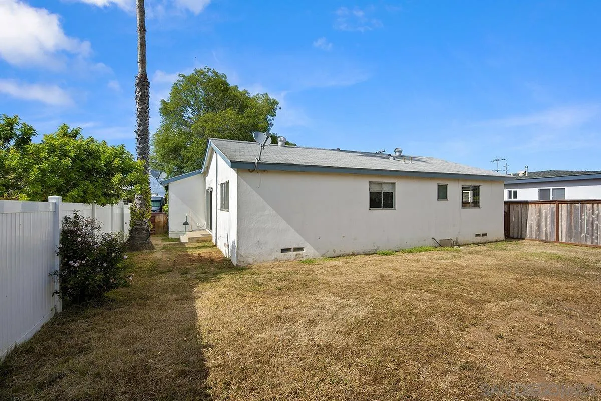 3641 Martha St