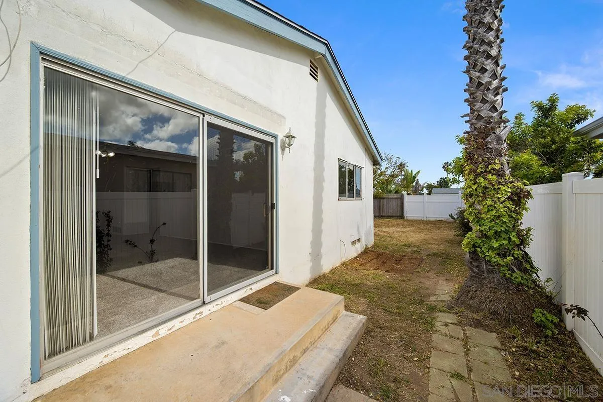 3641 Martha St