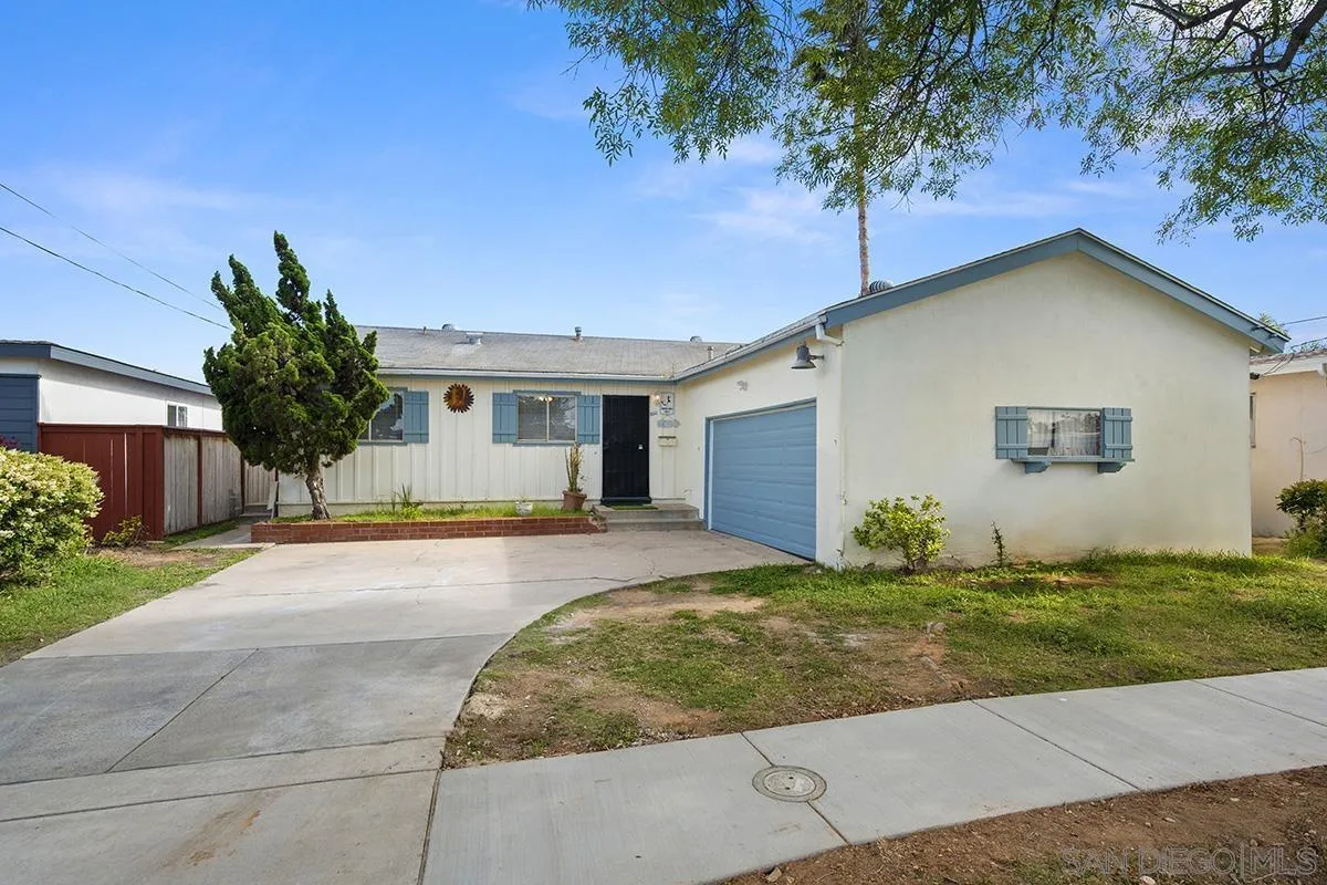 3641 Martha St