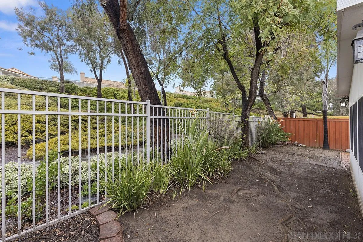 32003 Calle Novelda