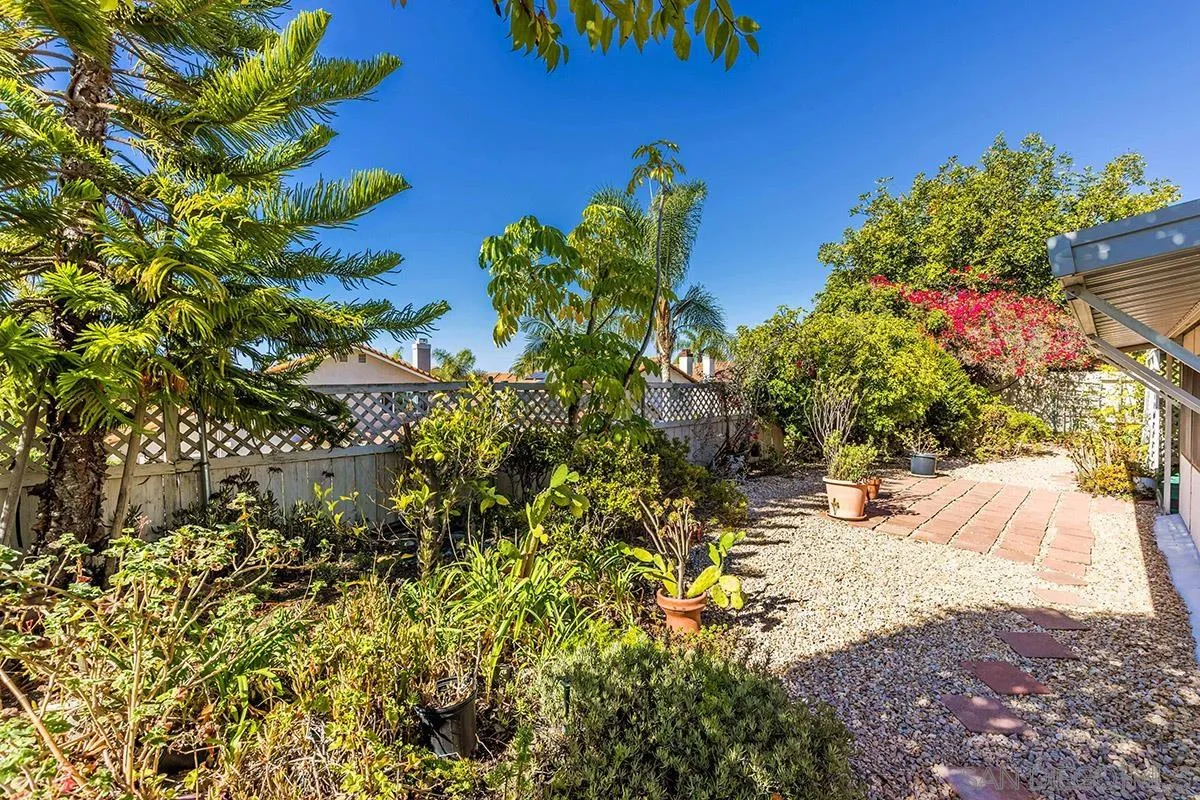 8733 Elford Ct