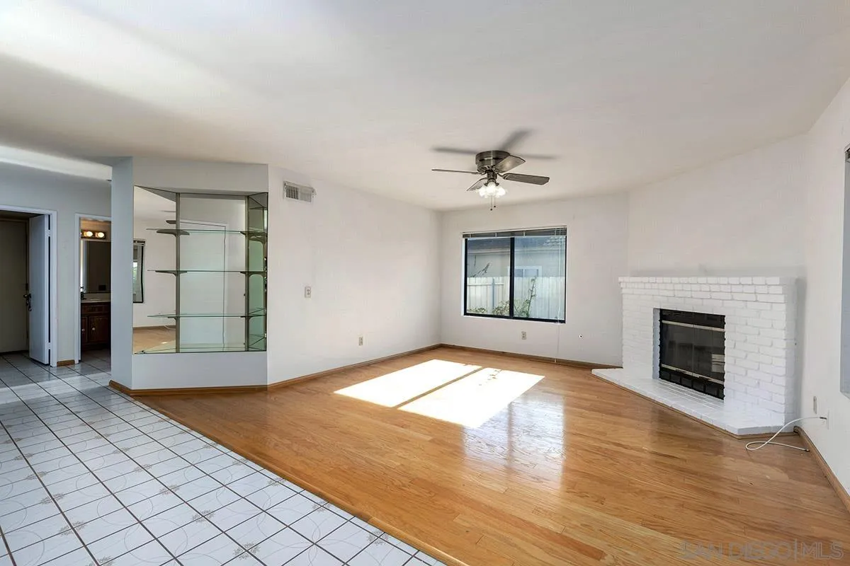 8733 Elford Ct