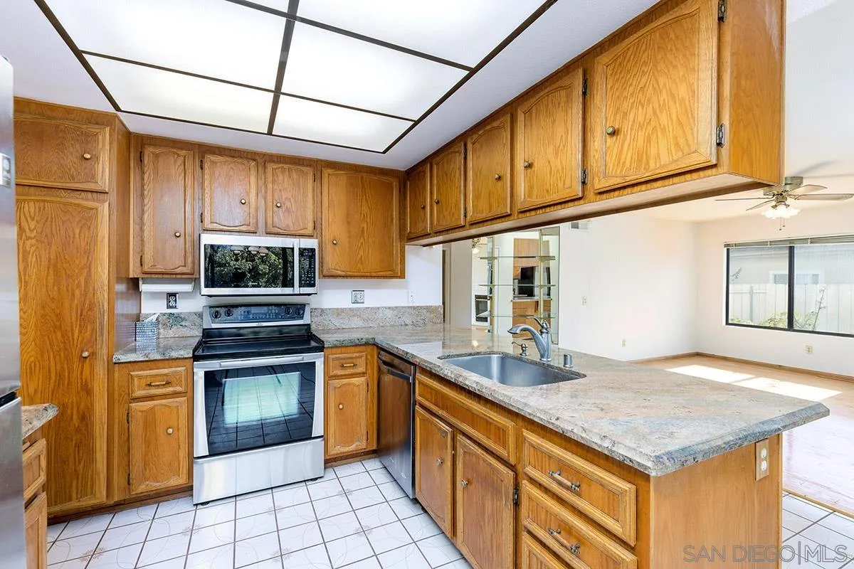 8733 Elford Ct