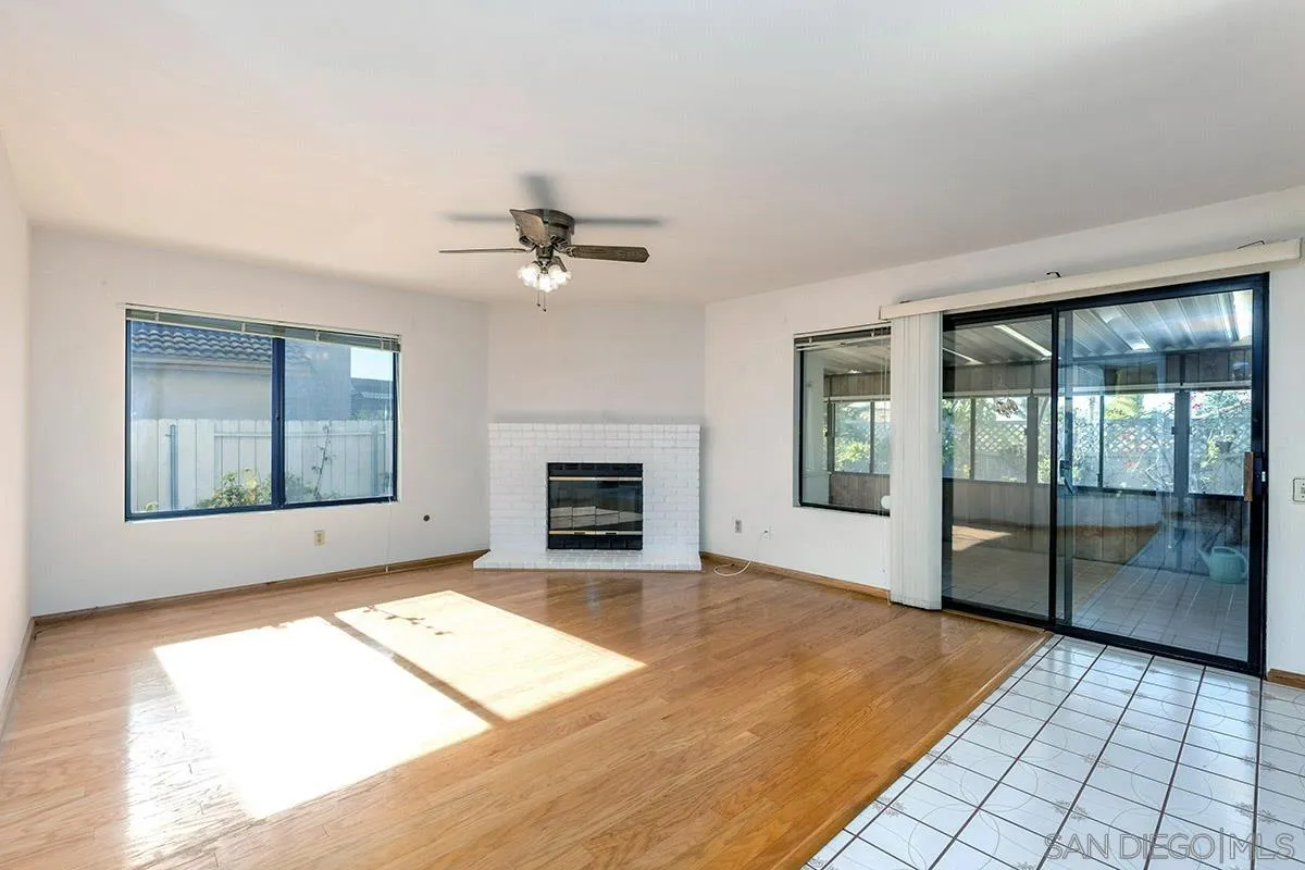 8733 Elford Ct