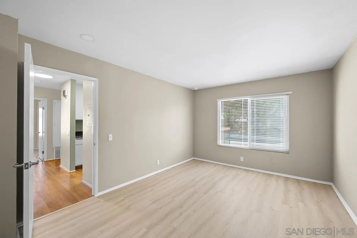 4060 Porte La Paz Unit 37