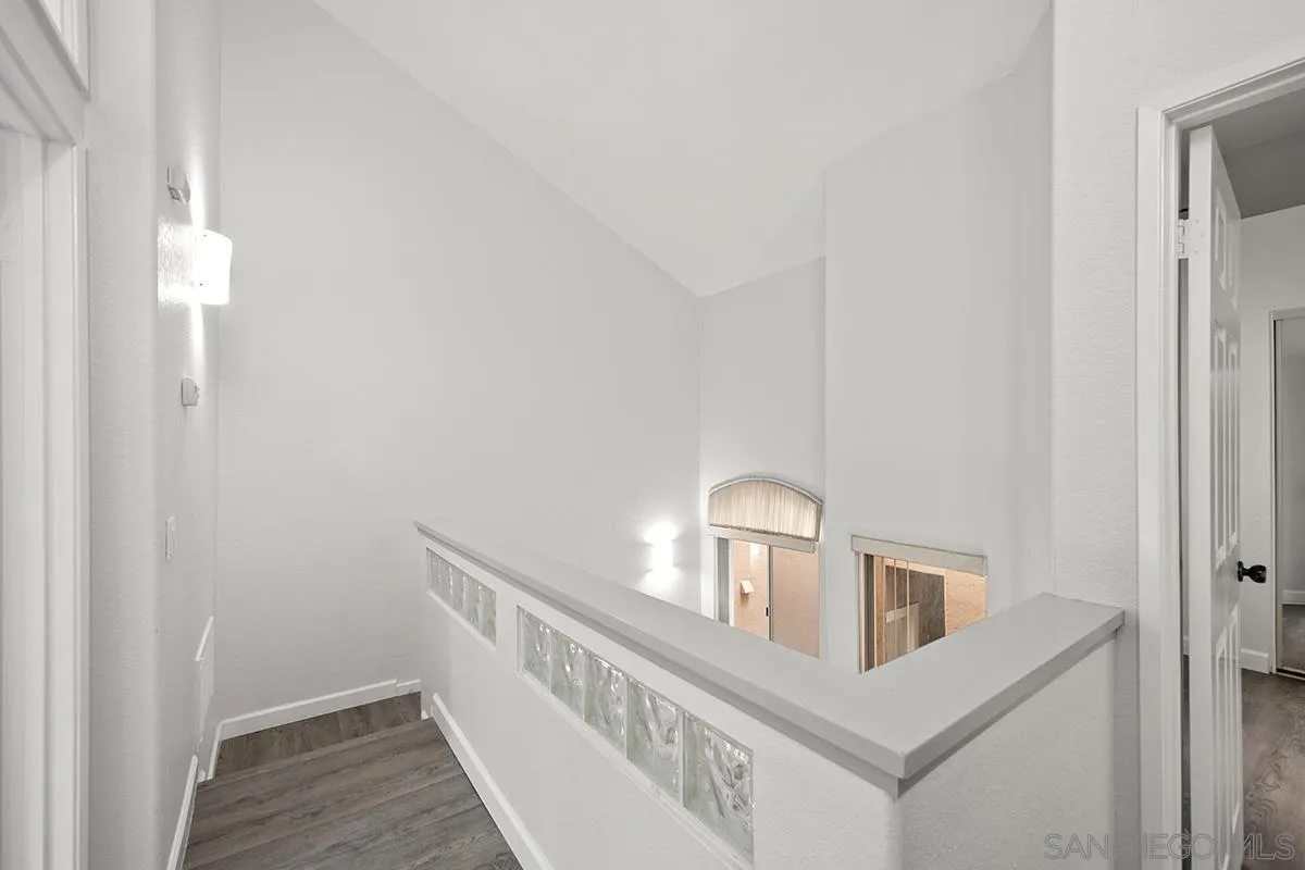 7274 Shoreline Dr Unit 117