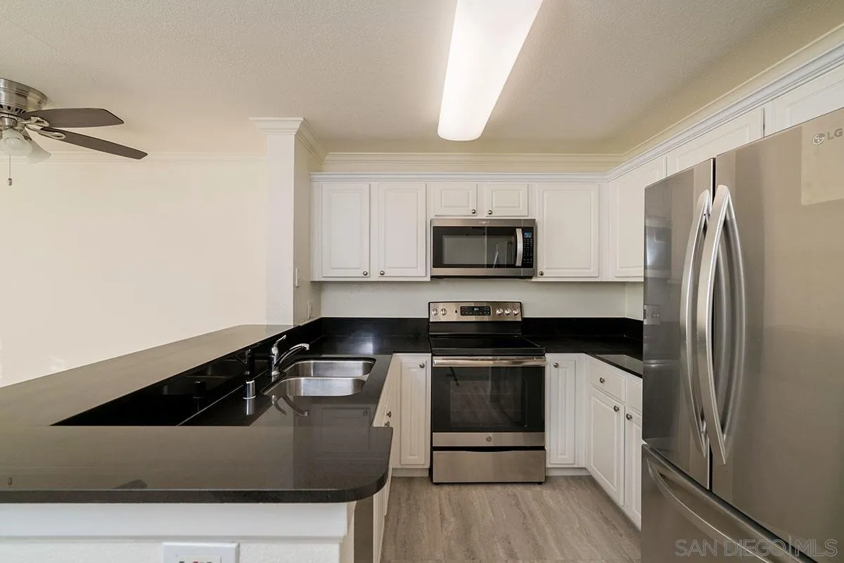 3550 Lebon Dr Unit 6425
