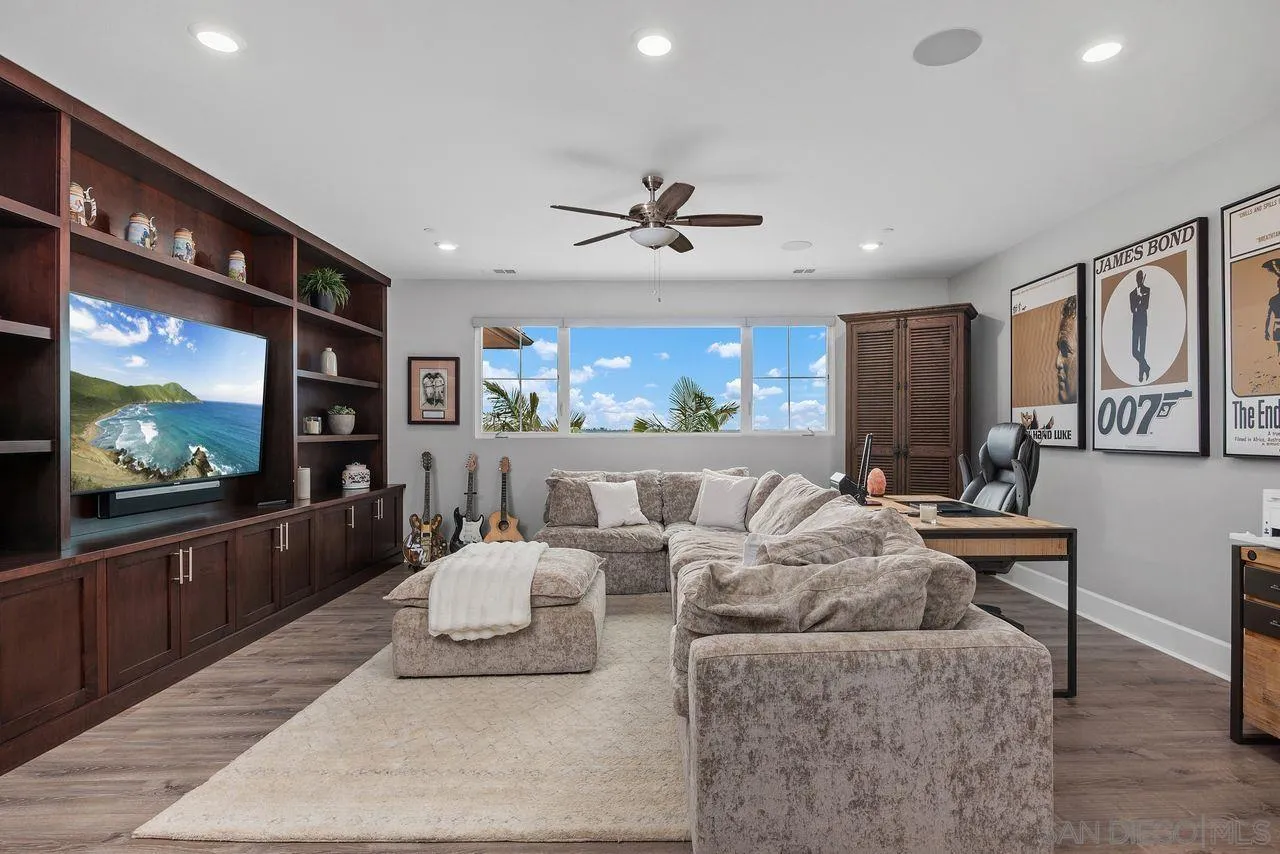 17004 Rendezvous Cir