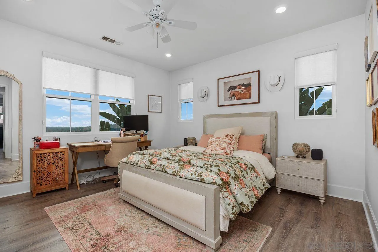 17004 Rendezvous Cir