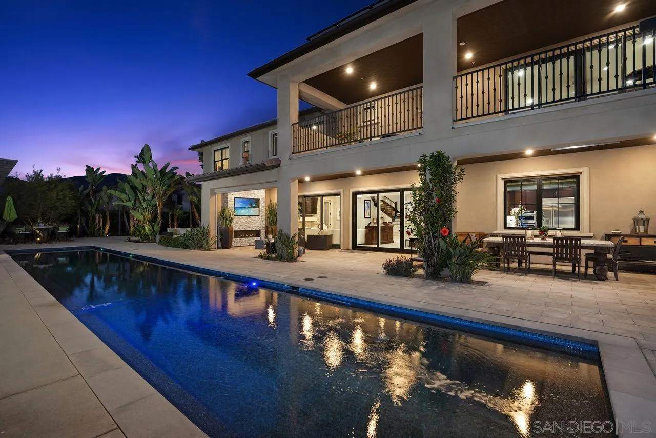 17004 Rendezvous Cir