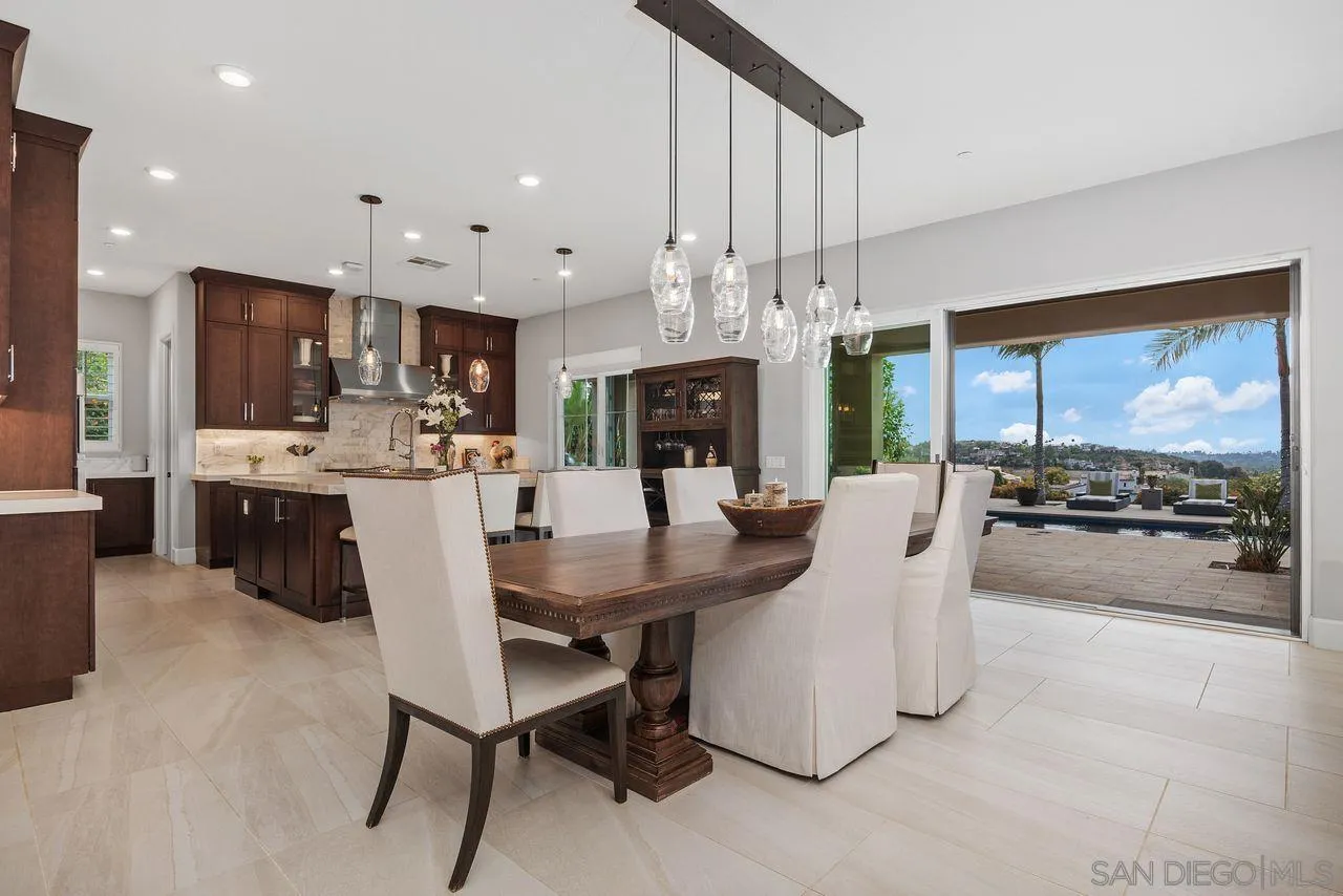 17004 Rendezvous Cir
