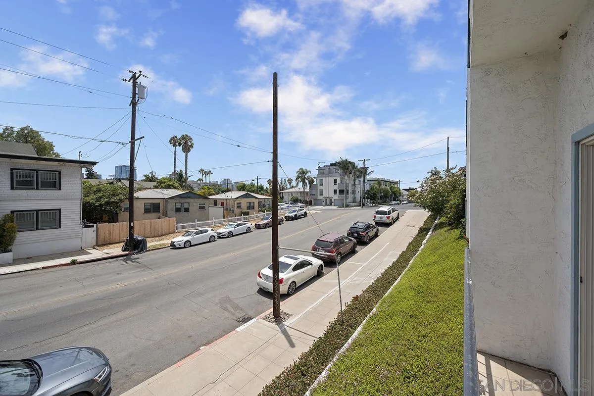 2108 3rd Ave Unit 2