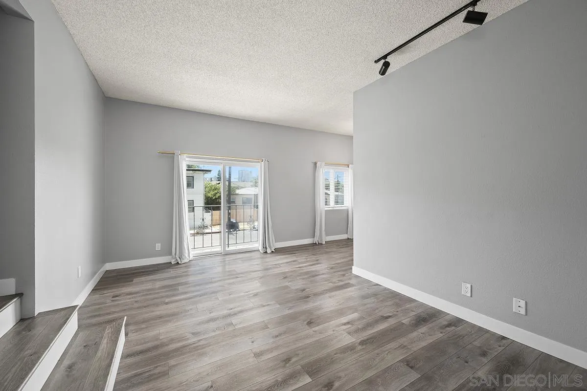 2108 3rd Ave Unit 2