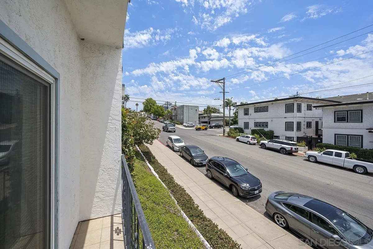 2108 3rd Ave Unit 2