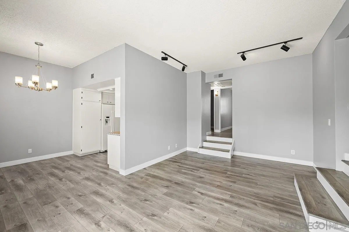 2108 3rd Ave Unit 2