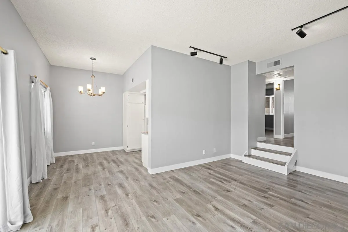 2108 3rd Ave Unit 2