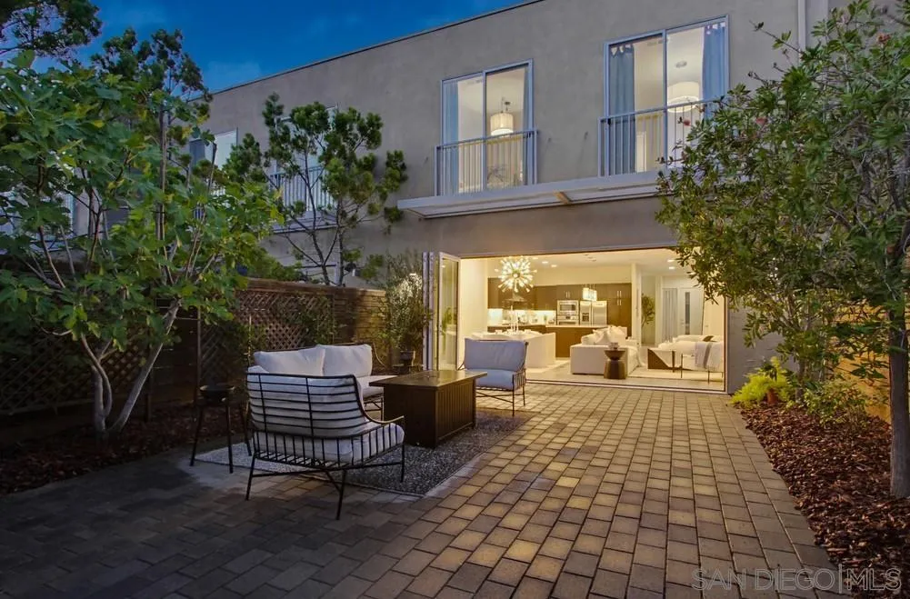 5575 Corum Court