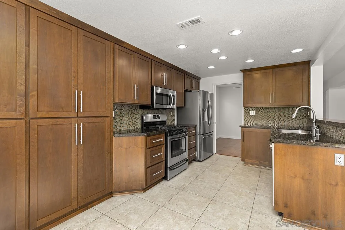 14624 Carmel Ridge Rd