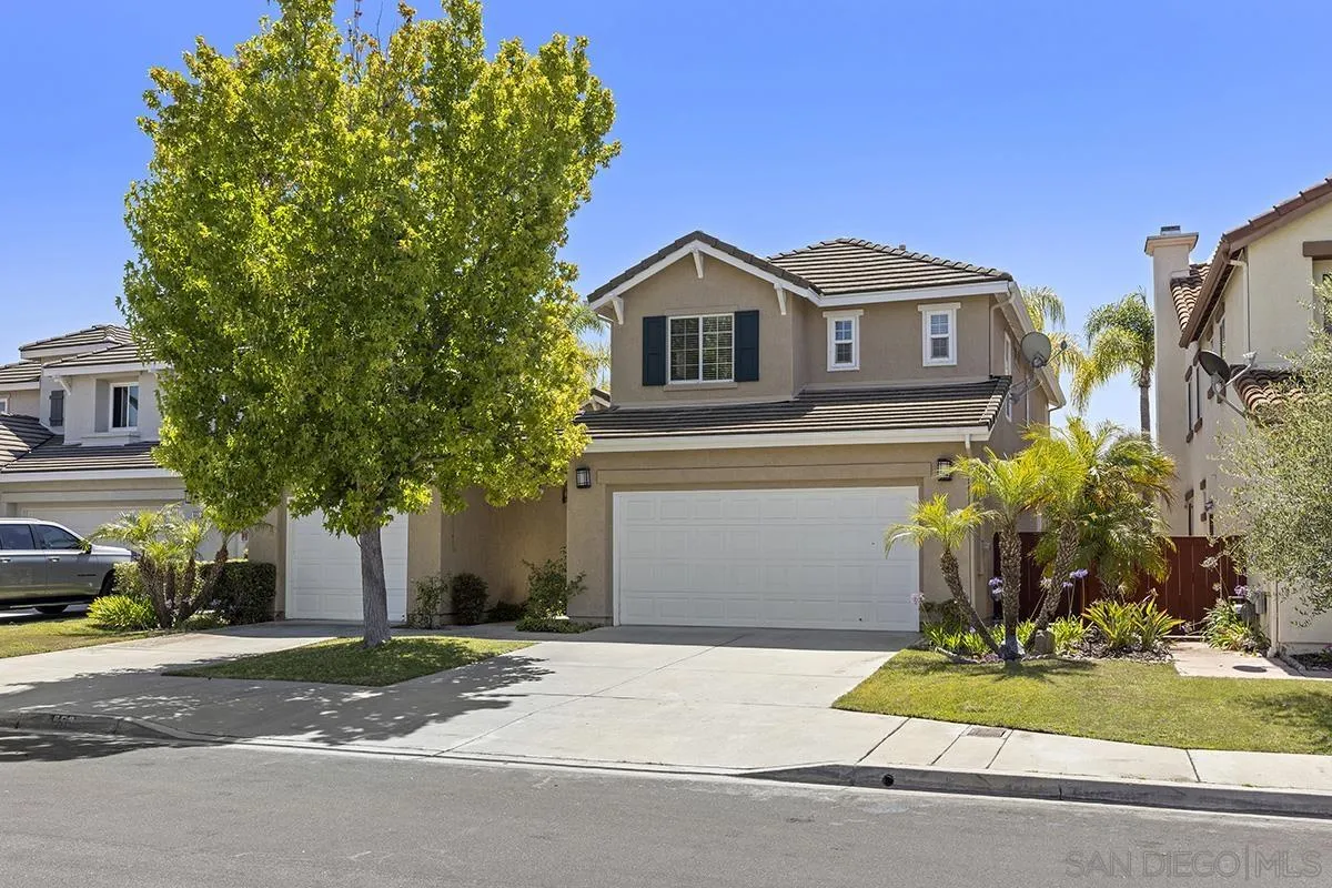 553 Golf Glen Dr