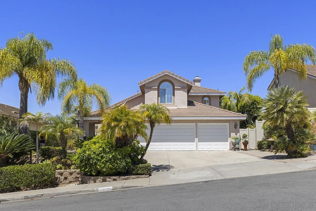 12304 Dormouse Rd
