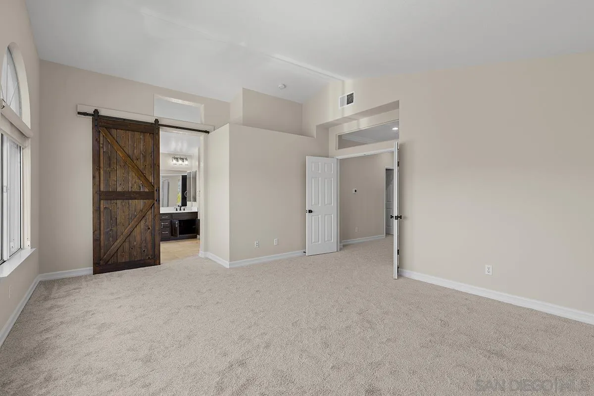12304 Dormouse Rd